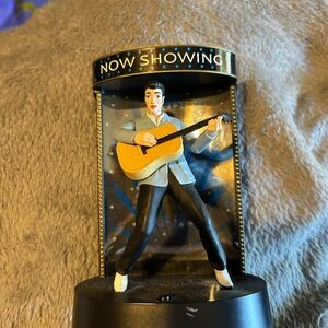 2004 Elvis ornament